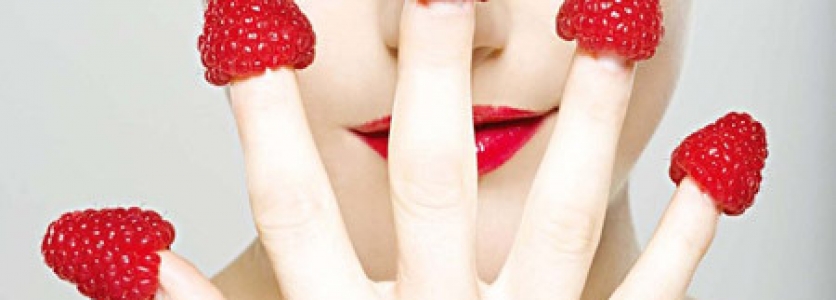 Say bye to strawberry nose! 7 Great Tips for removing blackheads